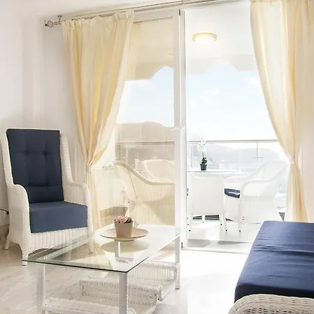 Ξενοδοχείο με διαμερίσματα Magna (adults Only) 4*